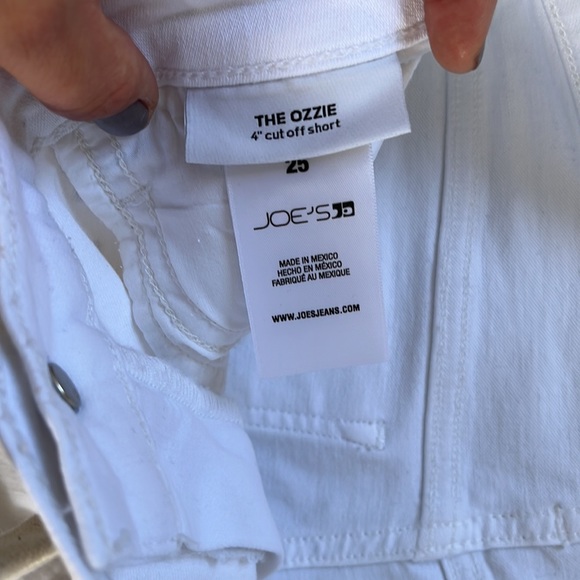 Joe’s Jeans Stephanie Gottlieb collab. Ozzie short. Size 25. White. Chelsea. NWT - Picture 3 of 4